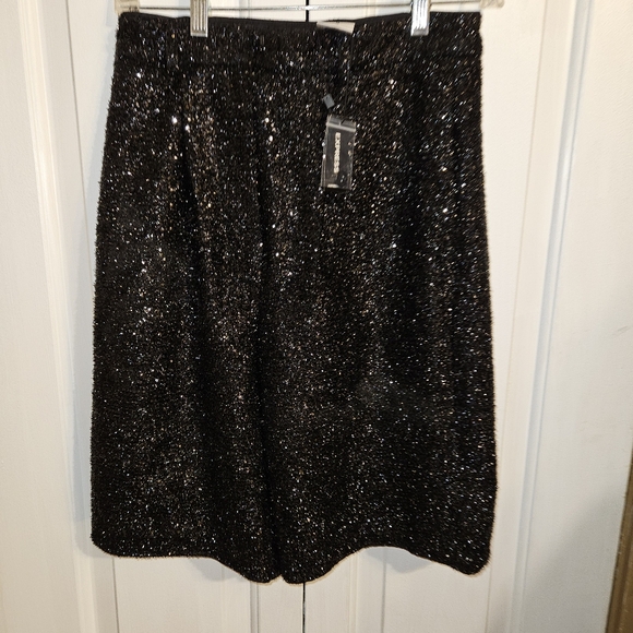 Express Black Sparkly Trouser Shorts Size 0 NWT! (about 26 inch waist) - Picture 2 of 7